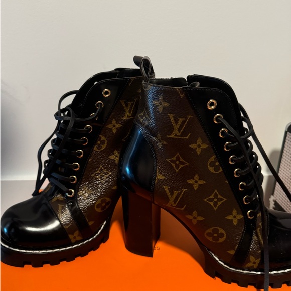 Louis Vuitton Monogram Black and Brown Booties - Picture 4 of 6